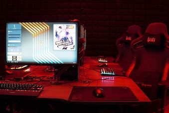 DZZRT eSports Gaming club.